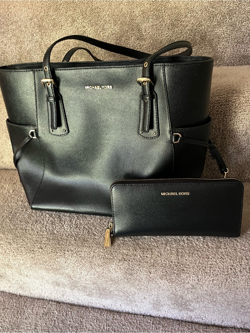 Michael Kors Black Saffiano Leather Tote with Wallet Set